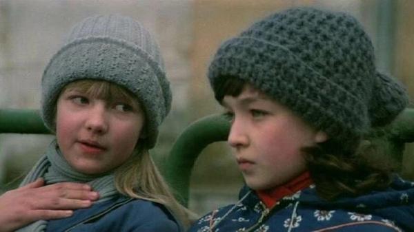 «Что-то очень неприятное случилось в туалете, но я забыла, что именно»: история читательницы о школьной травле «Что-то очень неприятное случилось в туалете, но я забыла, что именно»: история читательницы о школьной травле