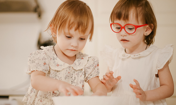«Двойняшек вынесли сразу. Все, берем!» Это же не магазин — решили Мария и Дмитрий
«Двойняшек вынесли сразу. Все, берем!» Это же не магазин — решили Мария и Дмитрий
