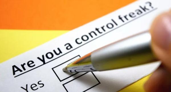 9 признаков того, что вы встречаетесь с контрол-фриком 9 признаков того, что вы встречаетесь с контрол-фриком