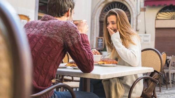 Кто должен писать первым при знакомстве и после свидания Кто должен писать первым при знакомстве и после свидания