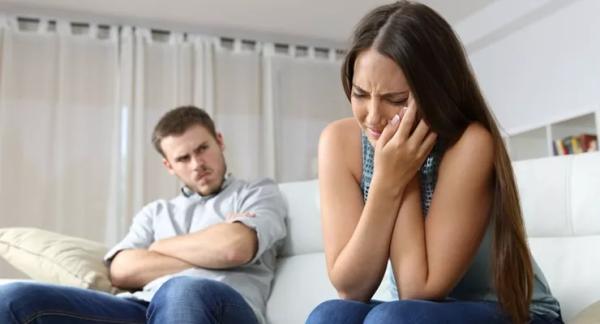 Разведены, но не можем разъехаться. Как выжить в этой ситуации? Разведены, но не можем разъехаться. Как выжить в этой ситуации?
