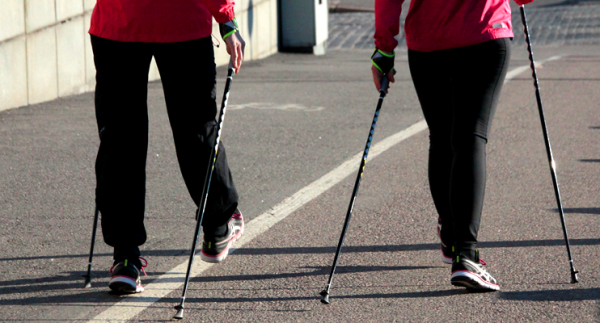 Ходьба помогает бороться с депрессией и старостью Ходьба помогает бороться с депрессией и старостью