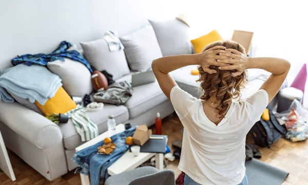 
                        &laquo;Грязная комната &mdash; твое право&raquo;. Истории родителей, которые приучили детей убираться
                    