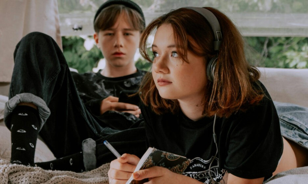 «На Новый год дочь просит дорогие наушники, а я не могу их купить»
«На Новый год дочь просит дорогие наушники, а я не могу их купить»