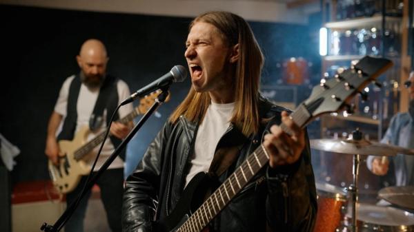 «Ценность определяется достижениями»: 3 частые лжи, в которую верят взрослые люди «Ценность определяется достижениями»: 3 частые лжи, в которую верят взрослые люди