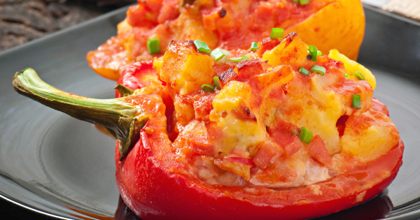 Приманила едой Приманила едой