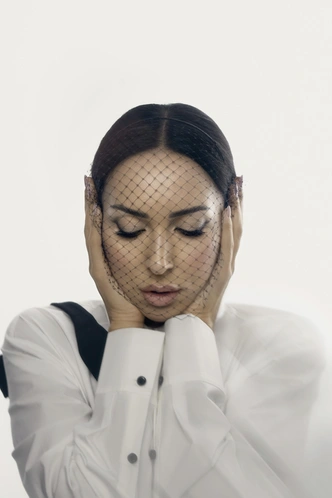 «Счастье — в простом»: откровенный разговор Алсу с нашим психотерапевтом о себе, отце, бывшем муже и обидах «Счастье — в простом»: откровенный разговор Алсу с нашим психотерапевтом о себе, отце, бывшем муже и обидах