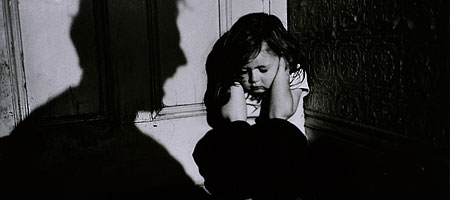 Насилие в детстве провоцирует депрессию в юности Насилие в детстве провоцирует депрессию в юности