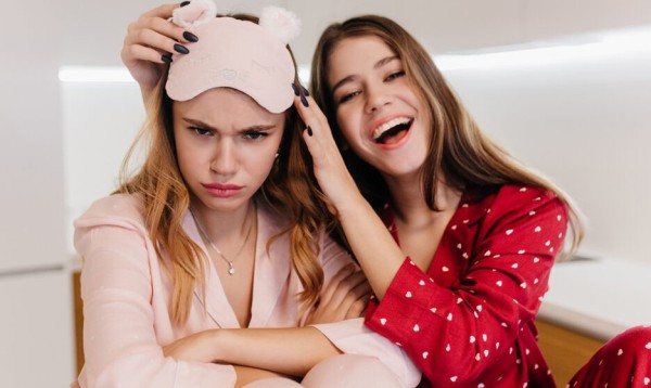 «Общаешься с другими? Ты мне больше не подруга!» — услышала дочь. Признаки токсичной дружбы
«Общаешься с другими? Ты мне больше не подруга!» — услышала дочь. Признаки токсичной дружбы