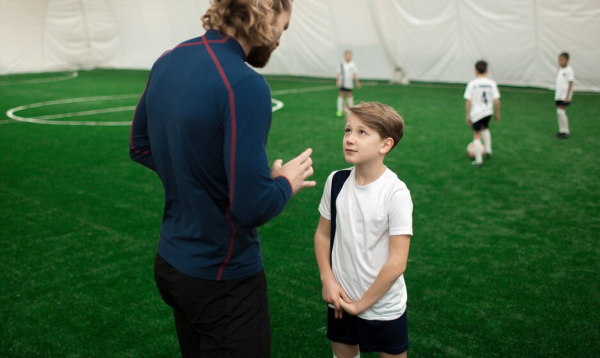 «Сына травят в футбольной команде из-за роста». 6 шагов, чтобы это прекратить
«Сына травят в футбольной команде из-за роста». 6 шагов, чтобы это прекратить
