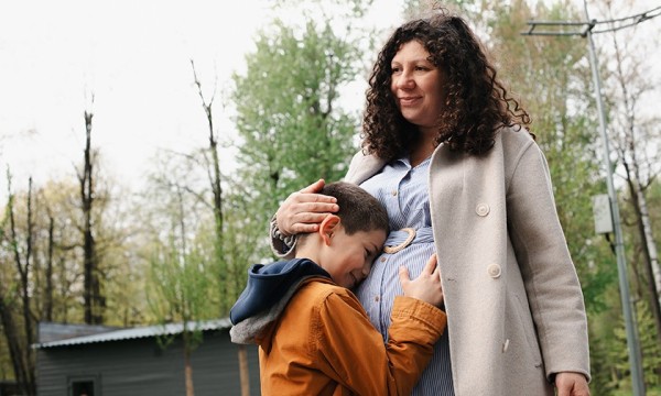 «В доме ребенка ползут двое одинаковых детей, а мне говорят: «Вот он вам нужен»
«В доме ребенка ползут двое одинаковых детей, а мне говорят: «Вот он вам нужен»