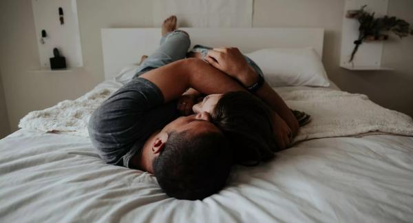 Струйный оргазм: что это такое и как его достичь Струйный оргазм: что это такое и как его достичь