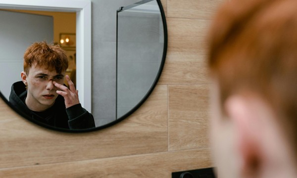 «Дочь кричала: “Ты родила себе бесплатную посудомойку”». Родители, которых сломал переходный возраст
«Дочь кричала: “Ты родила себе бесплатную посудомойку”». Родители, которых сломал переходный возраст