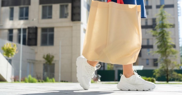 Мама даёт мне деньги Мама даёт мне деньги