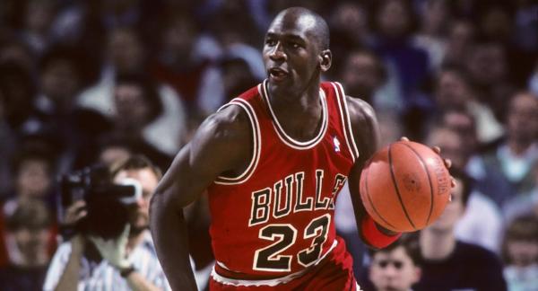 «Его воздушество»: биография и спортивная карьера баскетболиста Майкла Джордана «Его воздушество»: биография и спортивная карьера баскетболиста Майкла Джордана