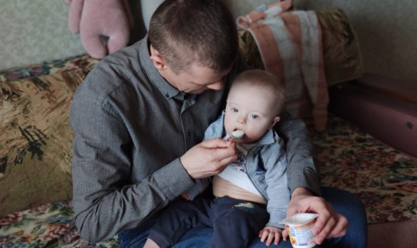 «Сын, ты нужен!» Как отец растит ребенка с синдромом Дауна, которого оставила мать
«Сын, ты нужен!» Как отец растит ребенка с синдромом Дауна, которого оставила мать