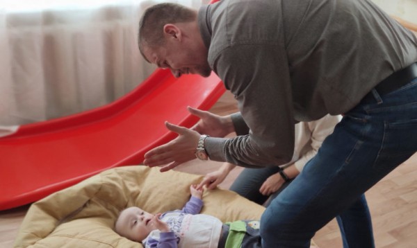 «Сын, ты нужен!» Как отец растит ребенка с синдромом Дауна, которого оставила мать
«Сын, ты нужен!» Как отец растит ребенка с синдромом Дауна, которого оставила мать