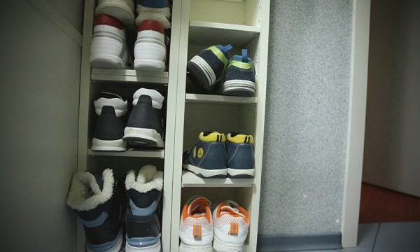 Мальчик в детдоме сказал: «Я имя твое запомнить хочу». Как Марина и Дмитрий стали родителями семерых сыновей
Мальчик в детдоме сказал: «Я имя твое запомнить хочу». Как Марина и Дмитрий стали родителями семерых сыновей